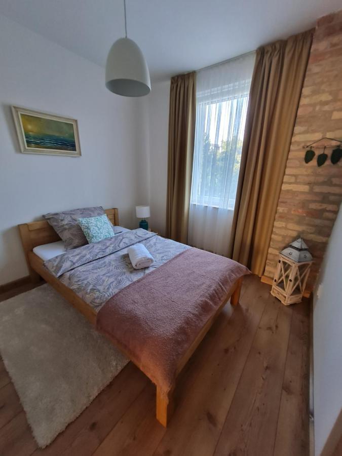 Art Gallery Apartment Nové Zámky المظهر الخارجي الصورة